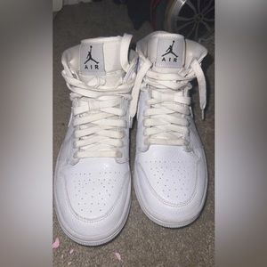 Air Jordan 1 Mid - White Snakeskin